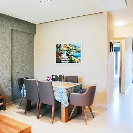 Perissahouse * 尼基季
