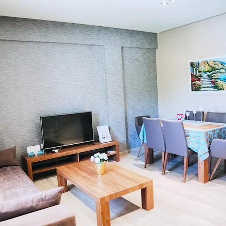 度假居 Perissahouse